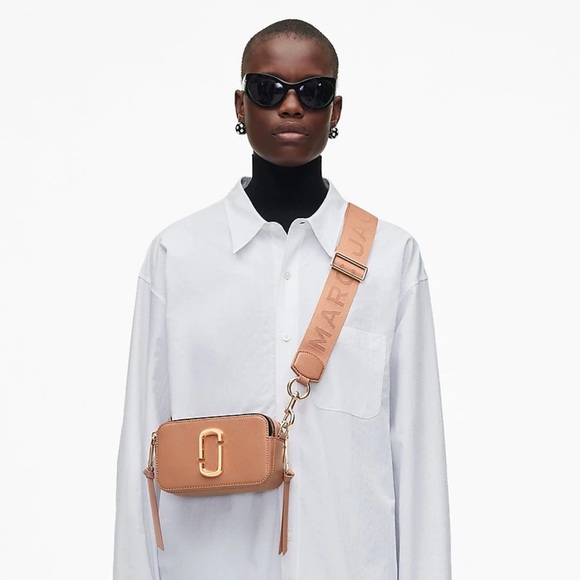 Marc Jacob’s (Rare) Nano Snapshot Charm Bag - Picture 3 of 8